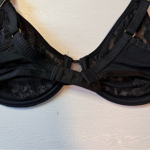 NWT Chantelle Lingerie Spirit Full Coverage Lace Molded Bra 32C BLACK #0097E - Picture 7 of 13